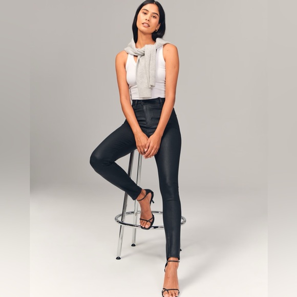 Abercrombie & Fitch Denim - Abercrombie & Fitch High Rise Super Skinny Ankle Jean Curve Love Black Coated